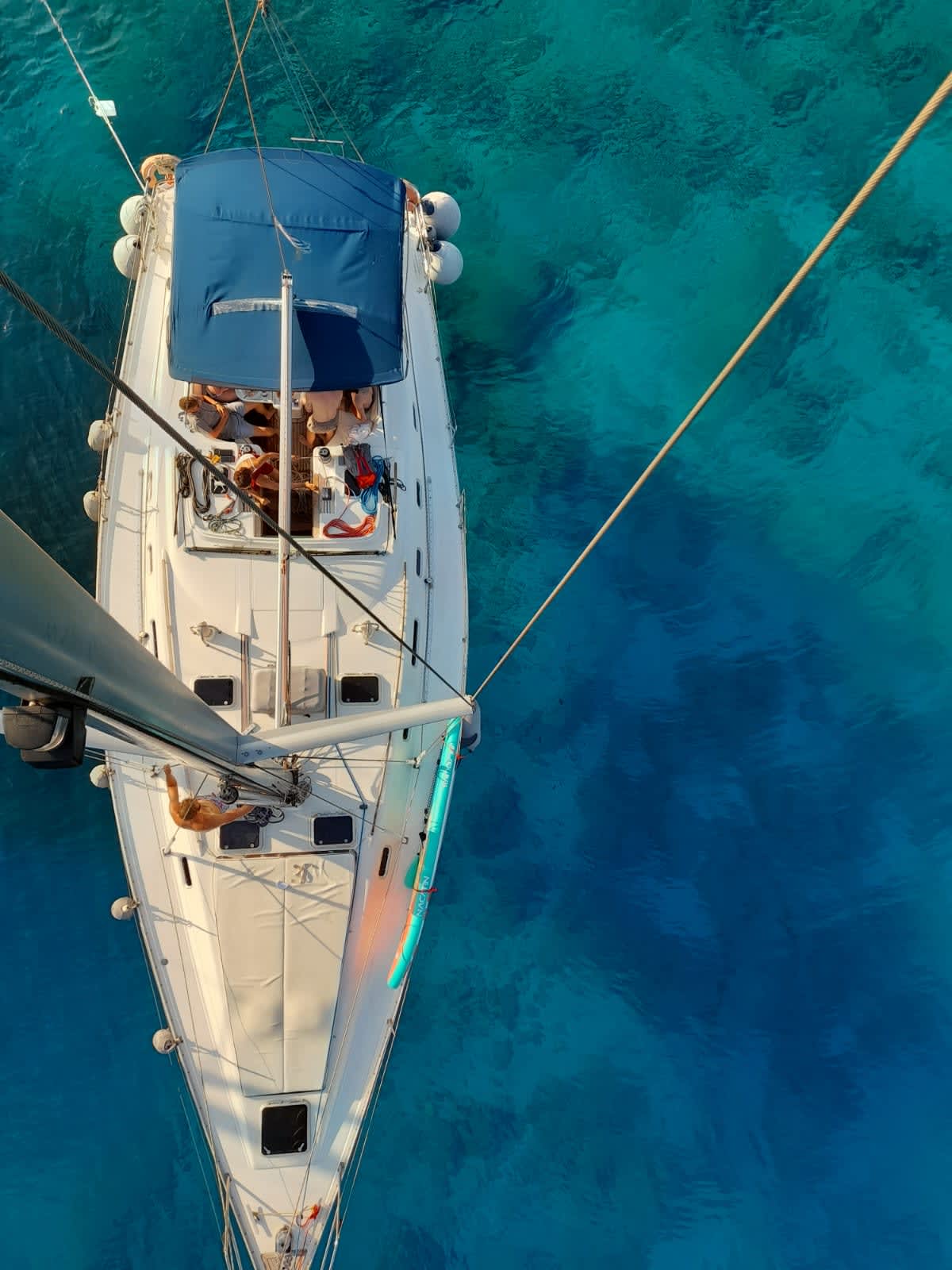 Swim, Sail & Feast – 6 Hour Morning Cruise to Dia Island - Click&Boat