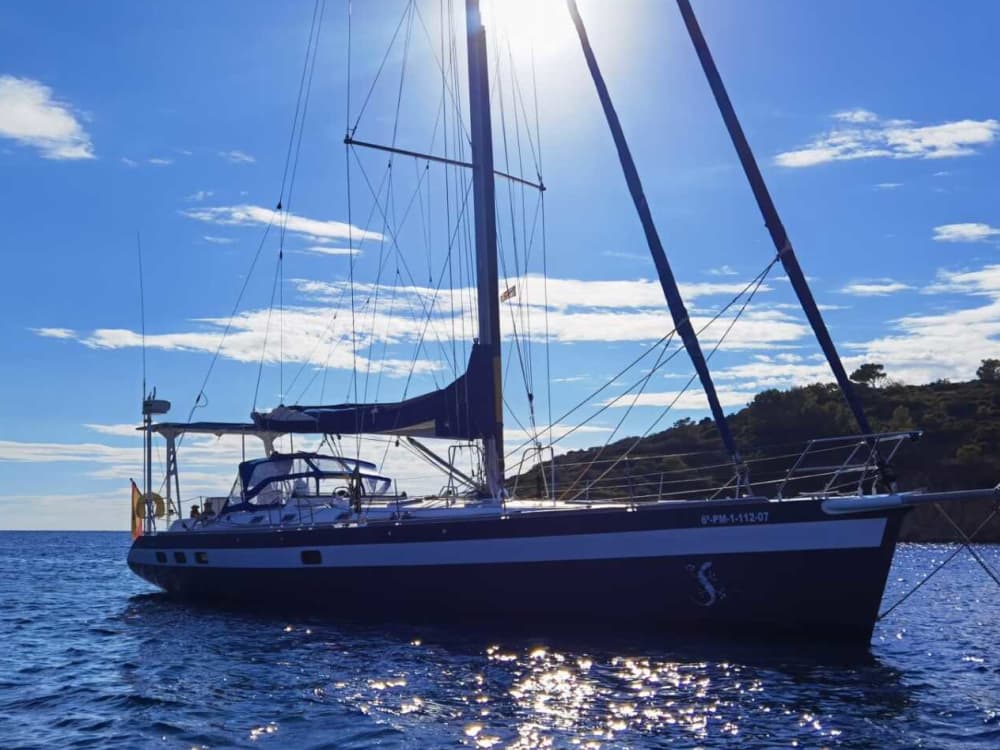 Sail the South Coast on a Sailboat: 8-Hour Day Charter