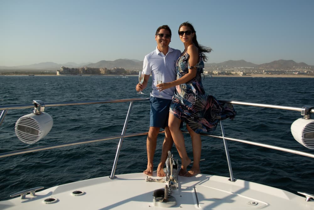 Luxus enthüllt: VIP-Yachtkreuzfahrt in Cabo San Lucas