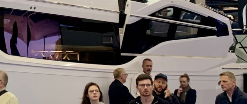 3:30 na zwiedzanie Oslo łodzią motorową