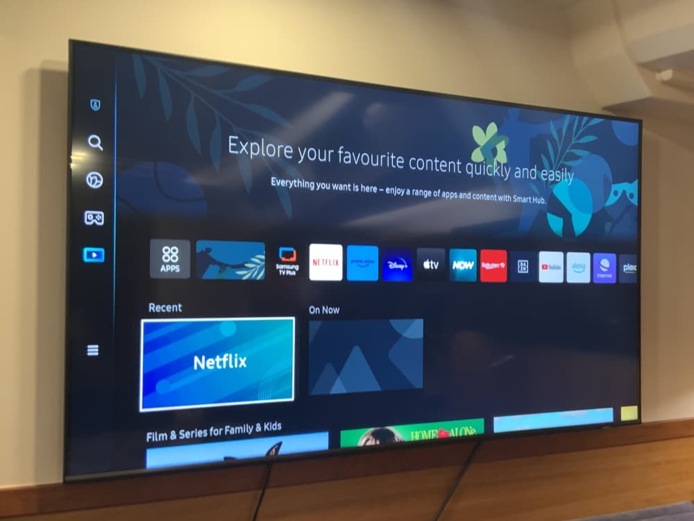 One day to discover Aeolian Islands: The true Dolce Vita on a sailboat