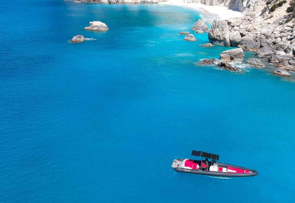 White, blue, and divine: A full day on a motorboat