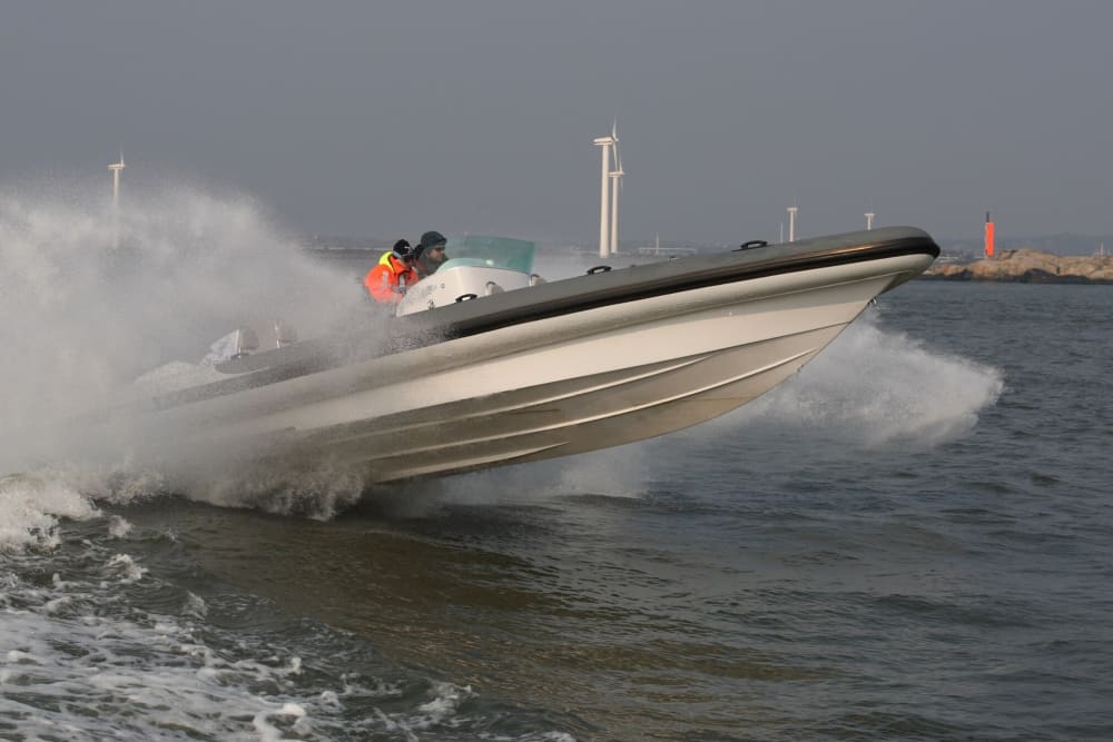 White, blue, and divine: A full day on a motorboat