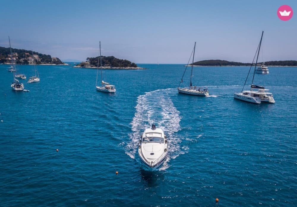 Corno de Ouro e Ilhas Pakleni – Cruzeiro de 4 horas até a praia icônica da Croácia
