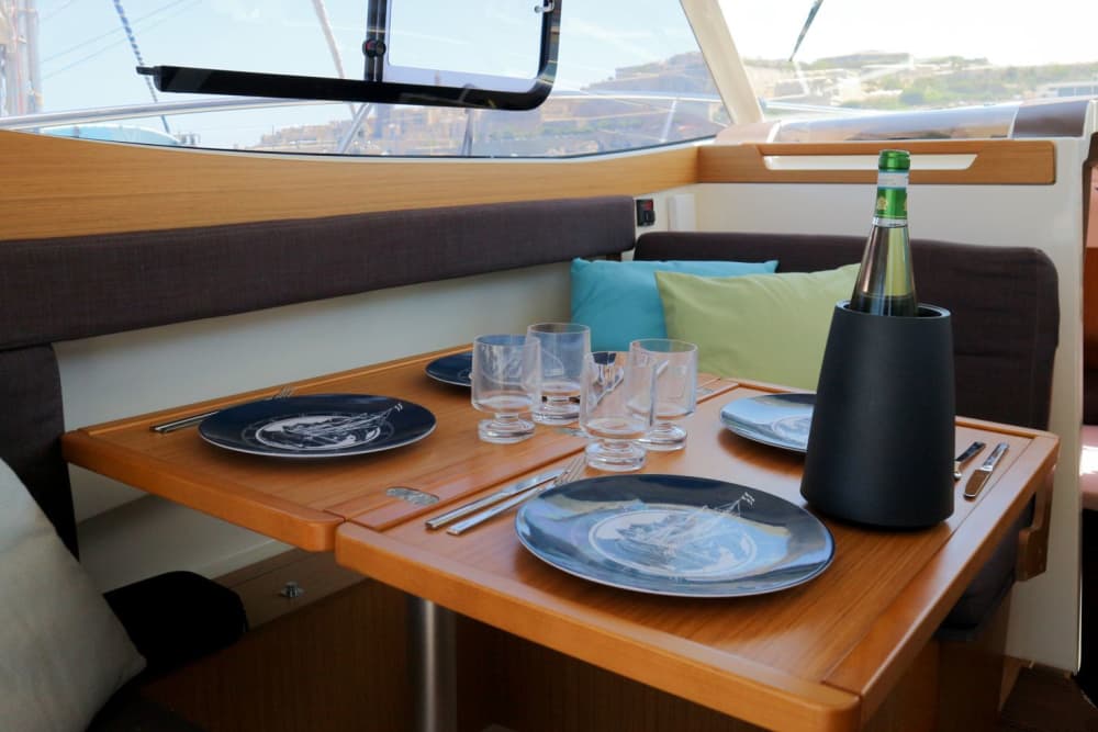 Ολόκληρη μέρα στη θάλασσα – Κατευθυνόμενοι προς το Comino & τη Blue Lagoon