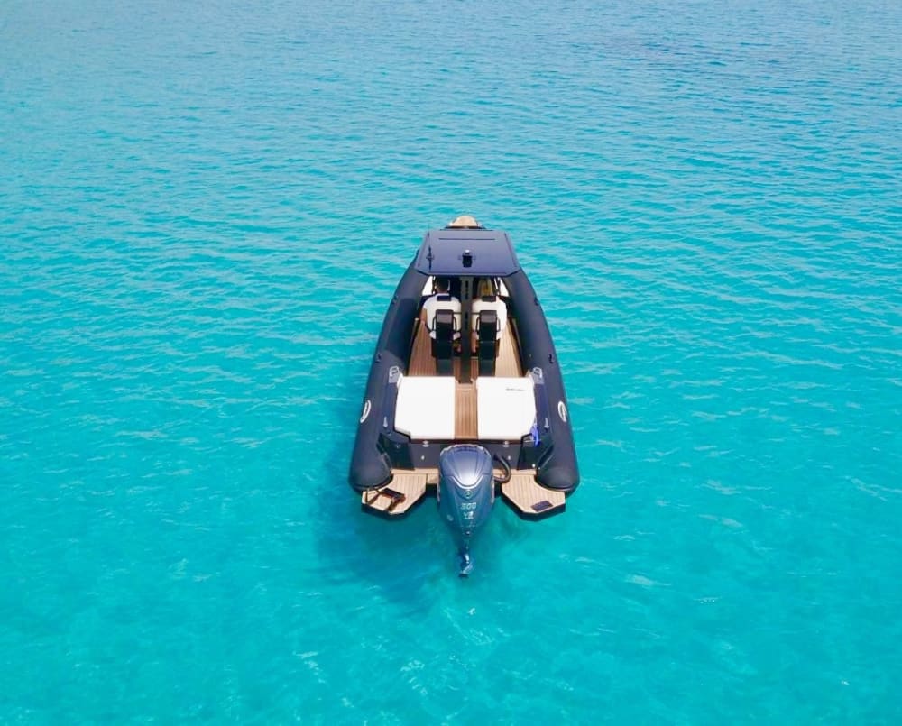 Upptäck Agios Nikolaos på en motorbåt i 8 timmar