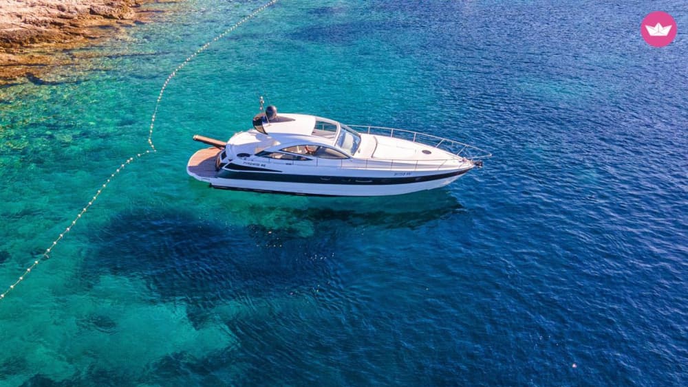 Privater ganztägiger Ausflug zur Insel Vis ab Hvar.