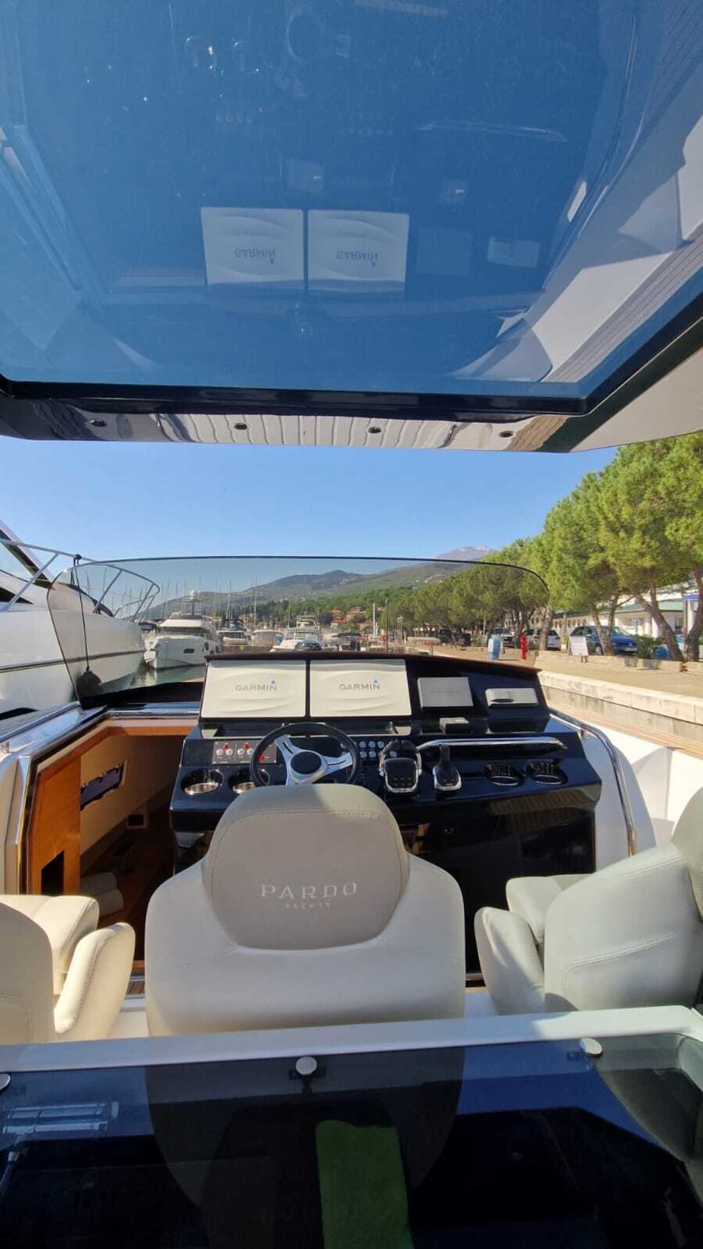 Entspannen Sie sich bei einer 4-stündigen Bootsfahrt in Ičići