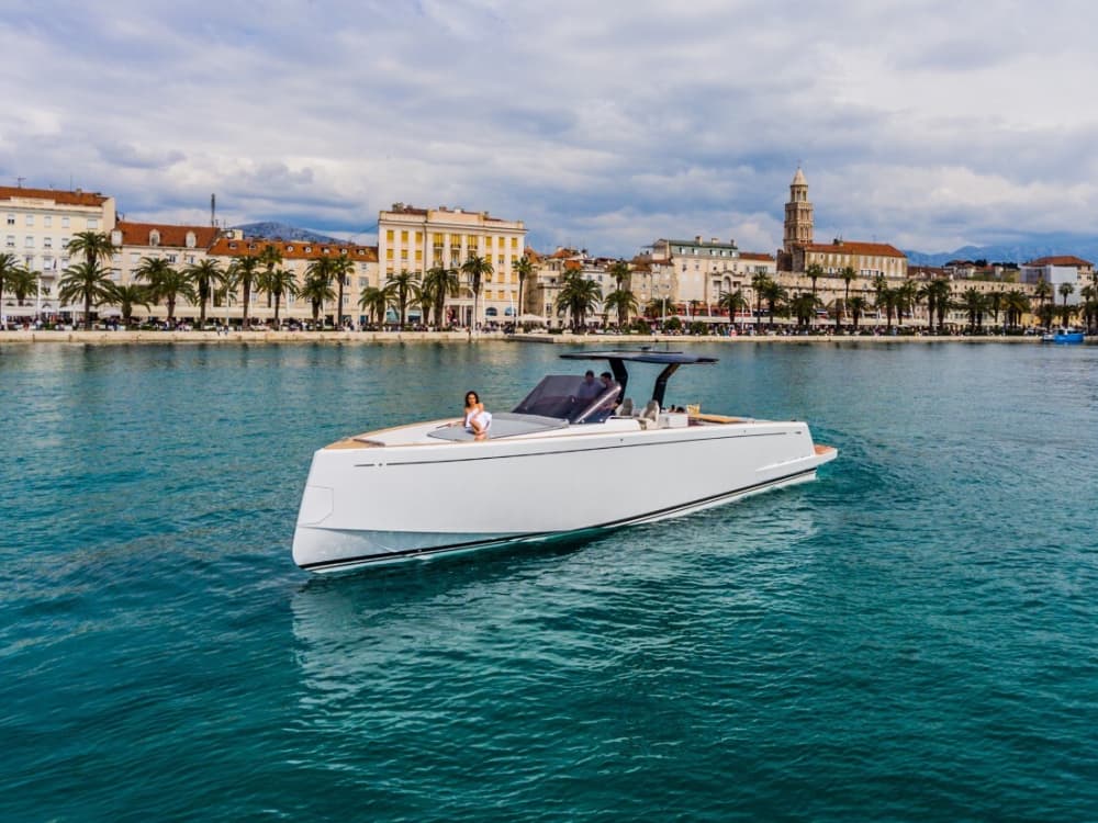 Entspannen Sie sich bei einer 4-stündigen Bootsfahrt in Ičići