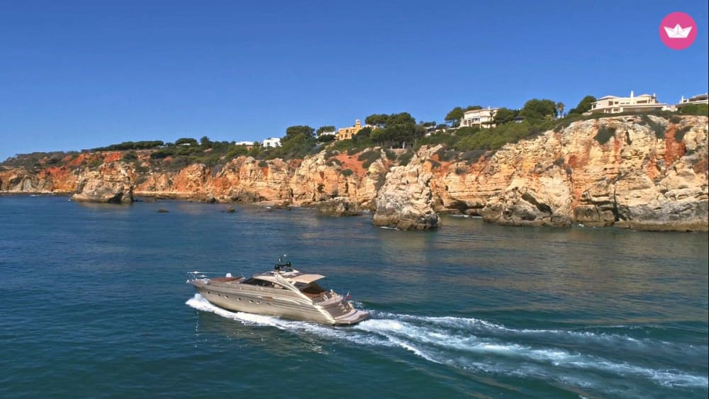 4 Stunden – Luxusyacht-Erlebnis zu den Benagil-Höhlen