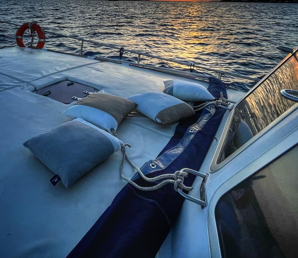 Scopri il paradiso nascosto di Minorca: fuga costiera di 8 ore da Mahón