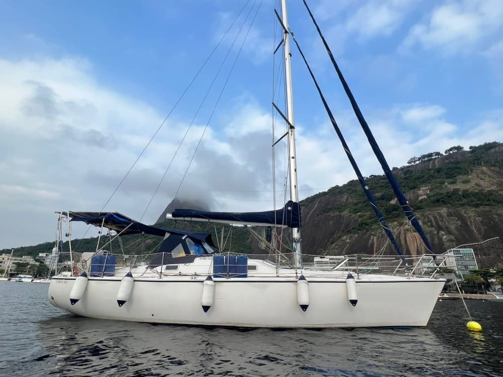 Rives cachées d'Itaipu et d'Urca