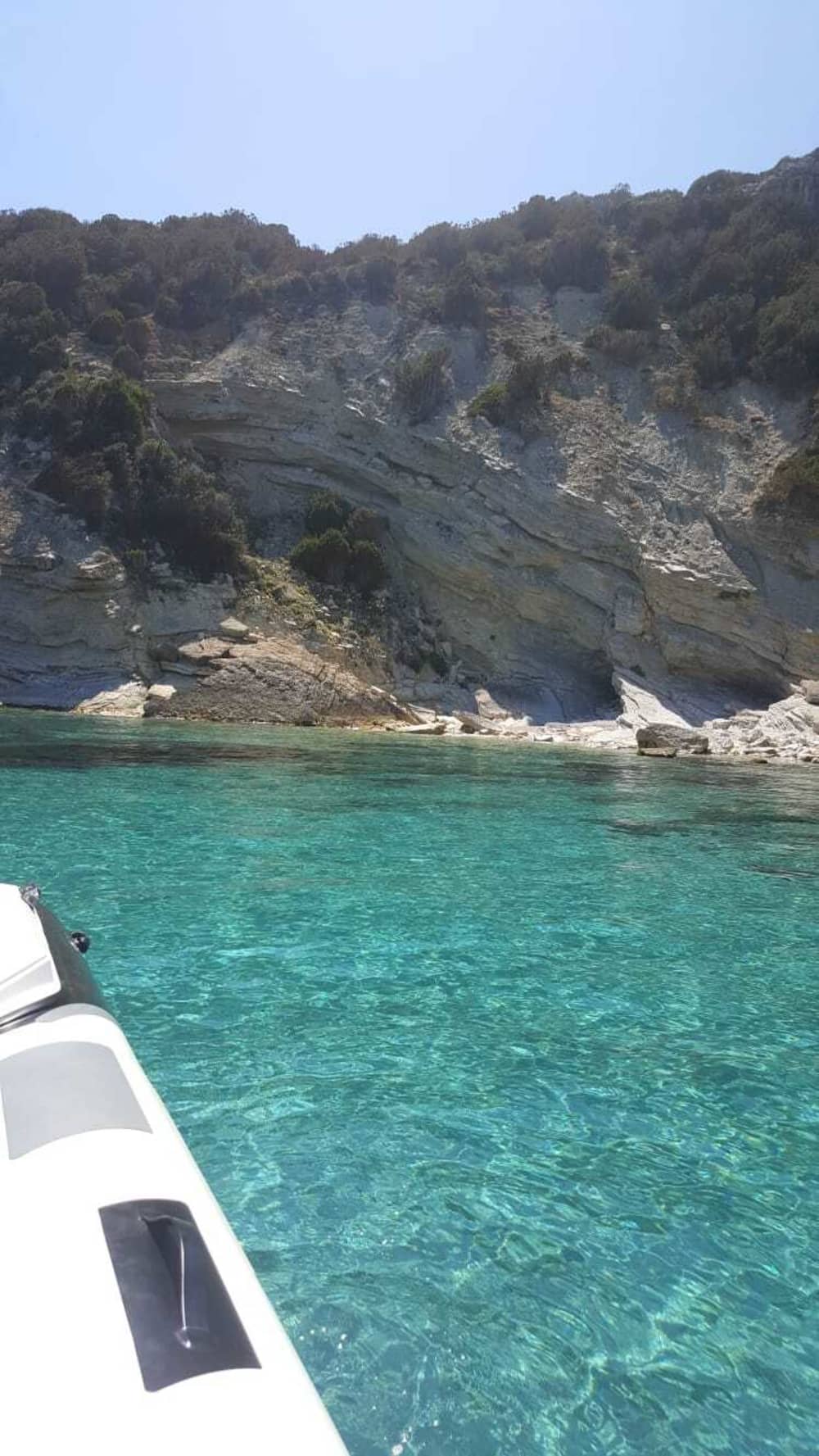 Una giornata alla scoperta di Sant'Antioco: puro relax sulle acque cristalline del blu italiano.