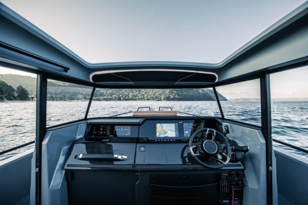 Navegue pela serenidade: escapada de meio dia na Ilha Rhenia