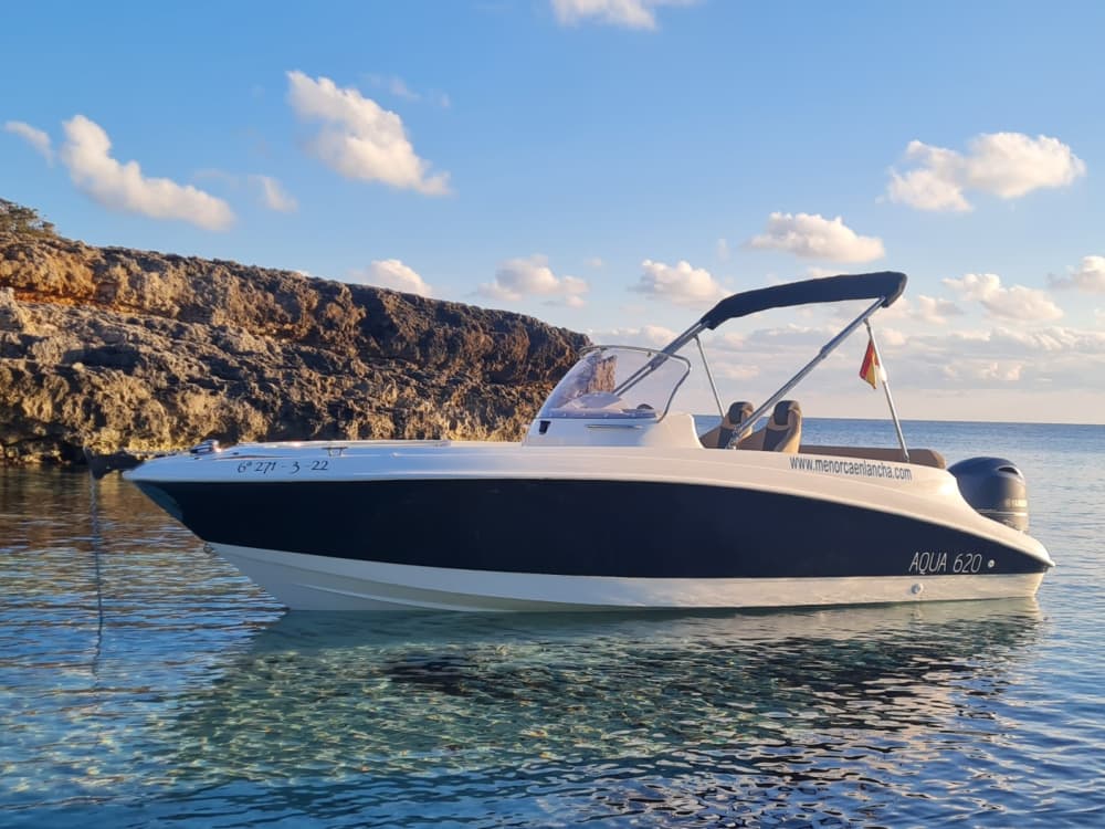 Menorca-Erlebnis: Strände, Buchten und türkisfarbenes Meer