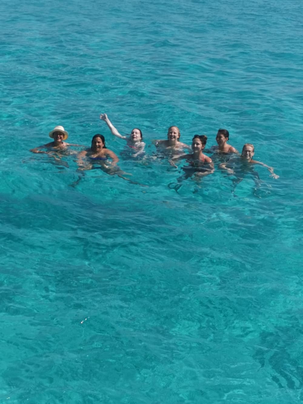 Una giornata alla scoperta di Stintino: la vera Dolce Vita su un catamarano