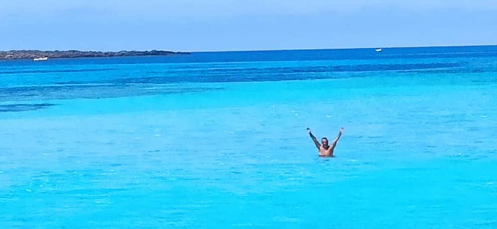 Una giornata alla scoperta di Stintino: la vera Dolce Vita su un catamarano