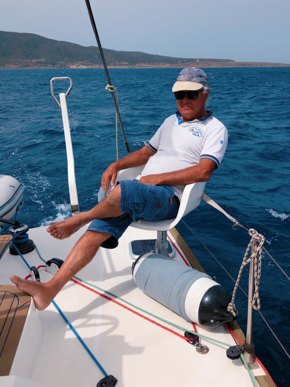 Una giornata alla scoperta di Stintino: la vera Dolce Vita su un catamarano