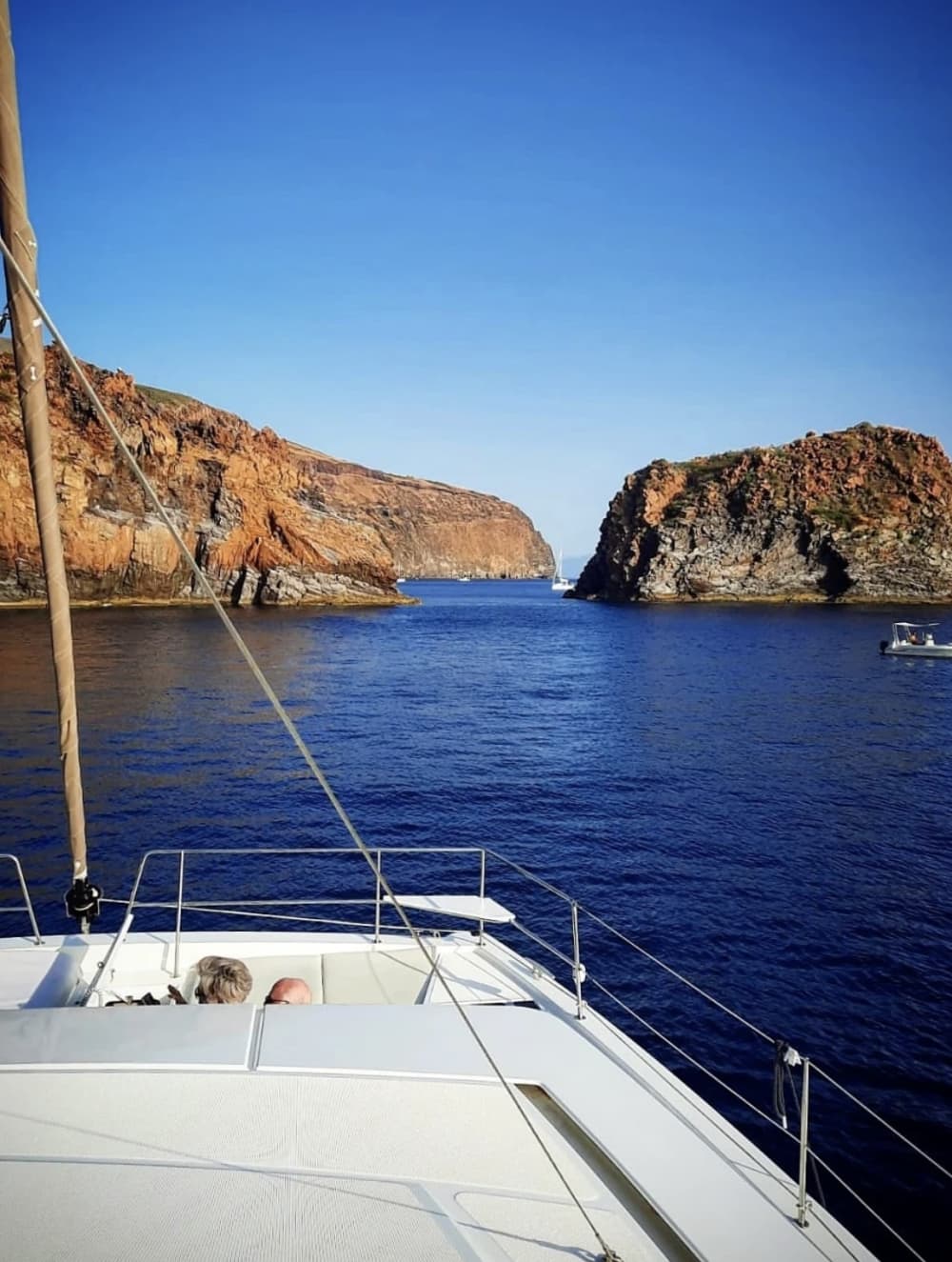 Vela in Sicilia: giornata intera da Palermo a Mondello e calette nascoste