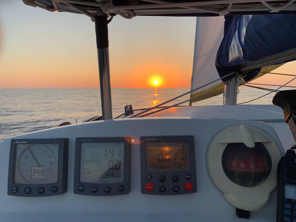 Location de catamaran pour admirer le coucher de soleil depuis Formentera
