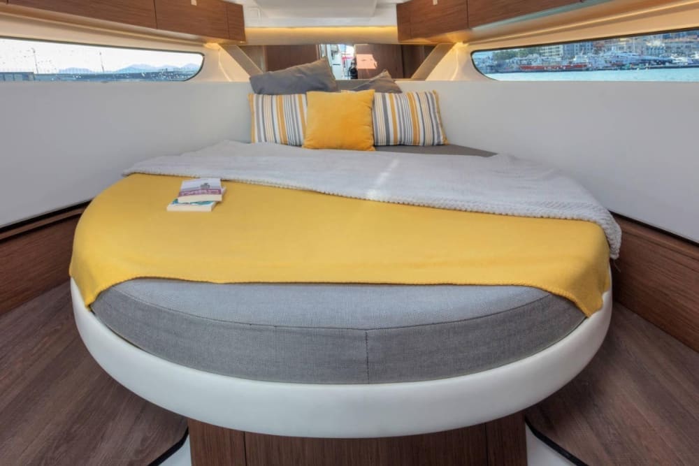 Glimtar av Procida – Between Bays and Wonders