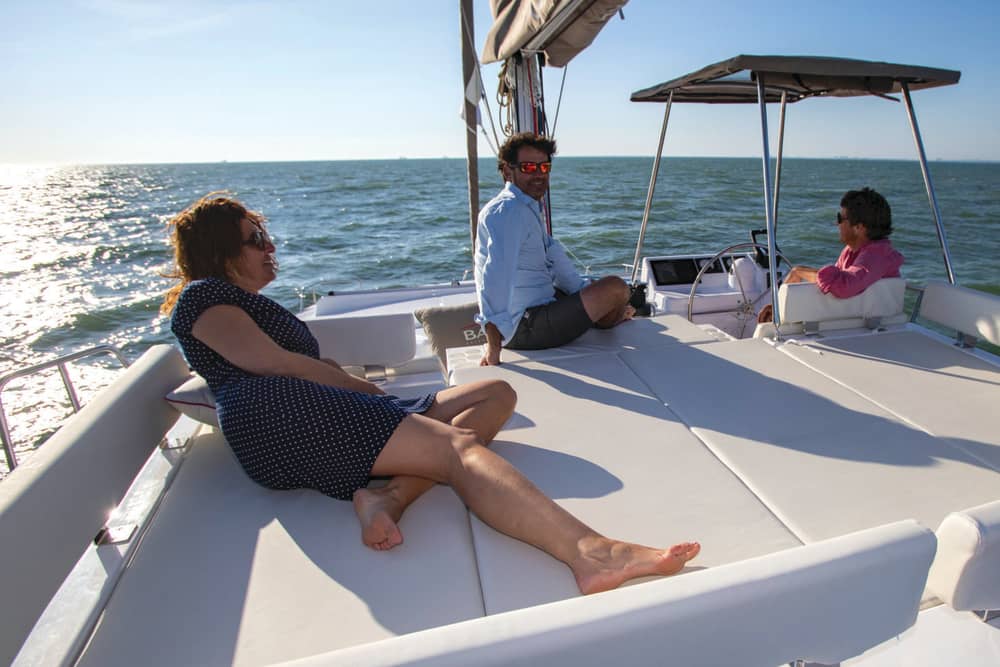 6h de navegación a lo largo de la costa de Barcelona