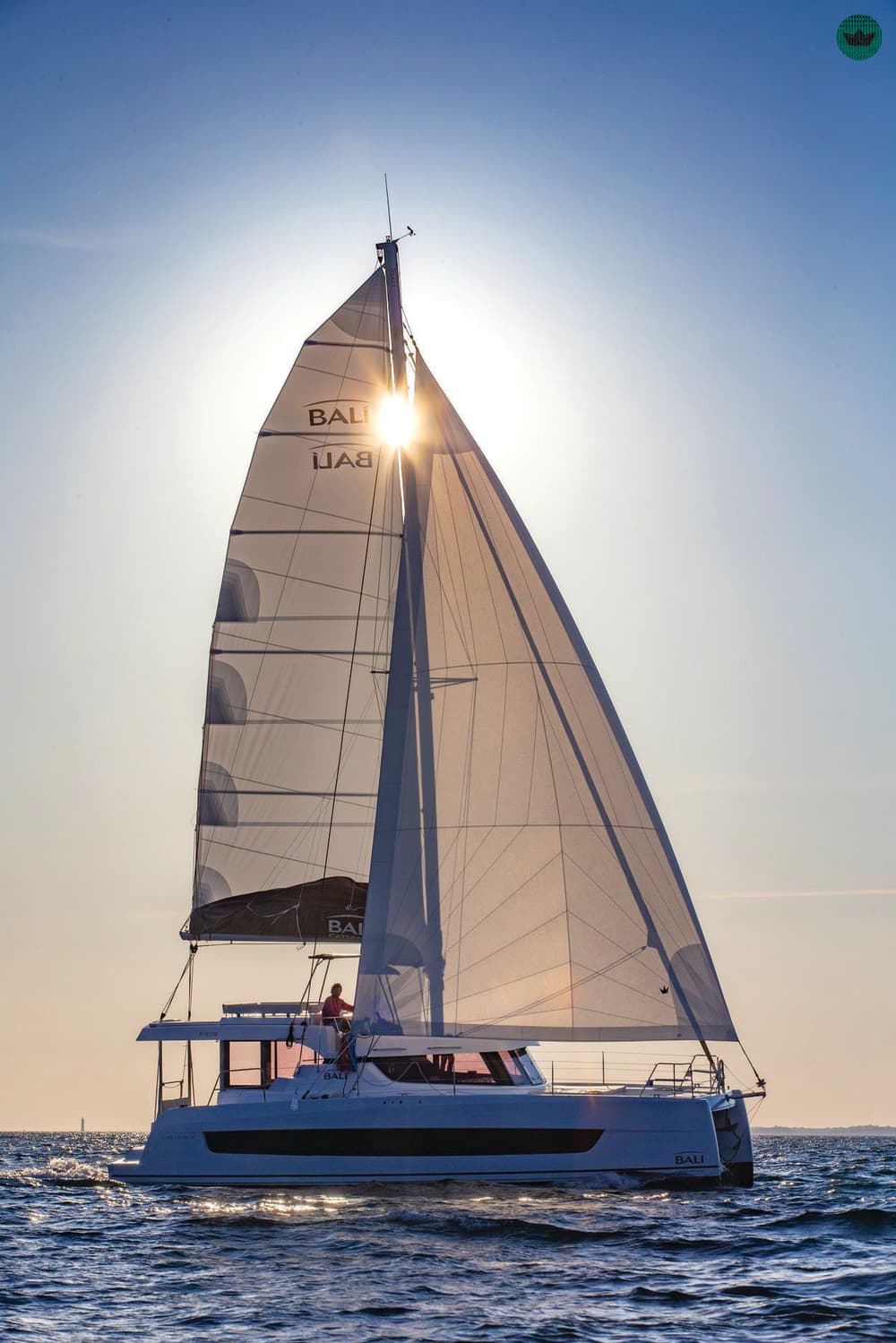 6h de navegación a lo largo de la costa de Barcelona