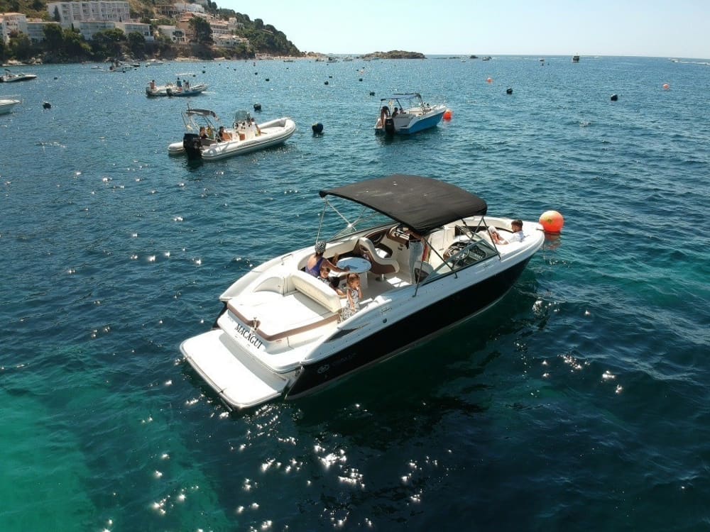 Fuga da Empuriabrava: 3 ore e 30 di relax su un motoscafo