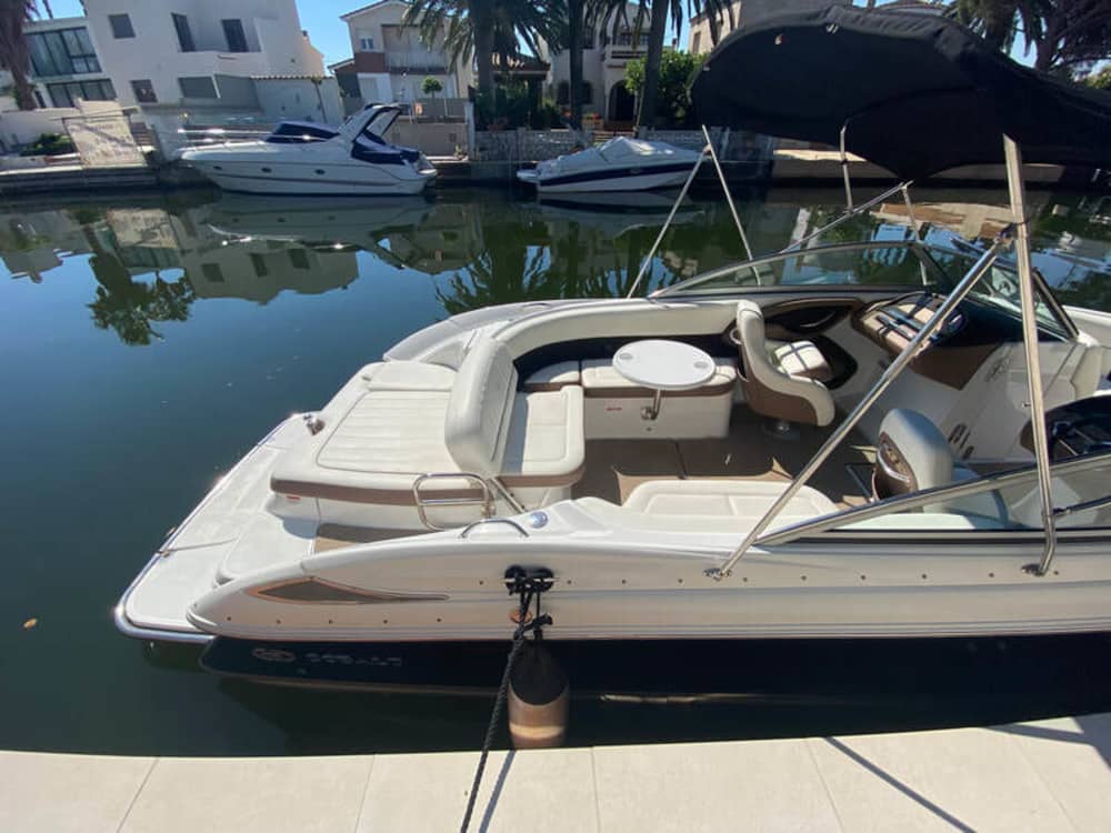 Fuga da Empuriabrava: 3 ore e 30 di relax su un motoscafo