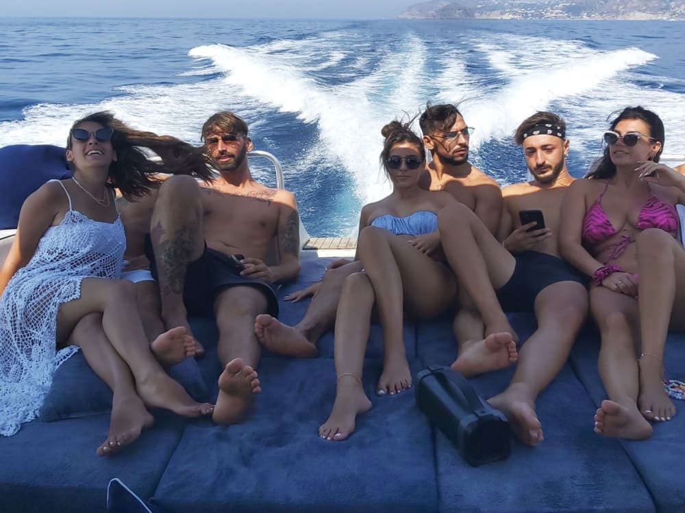 Atardecer mágico al amanecer con baño en aguas termales.