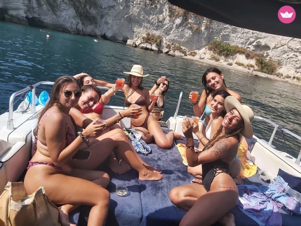 Atardecer mágico al amanecer con baño en aguas termales.