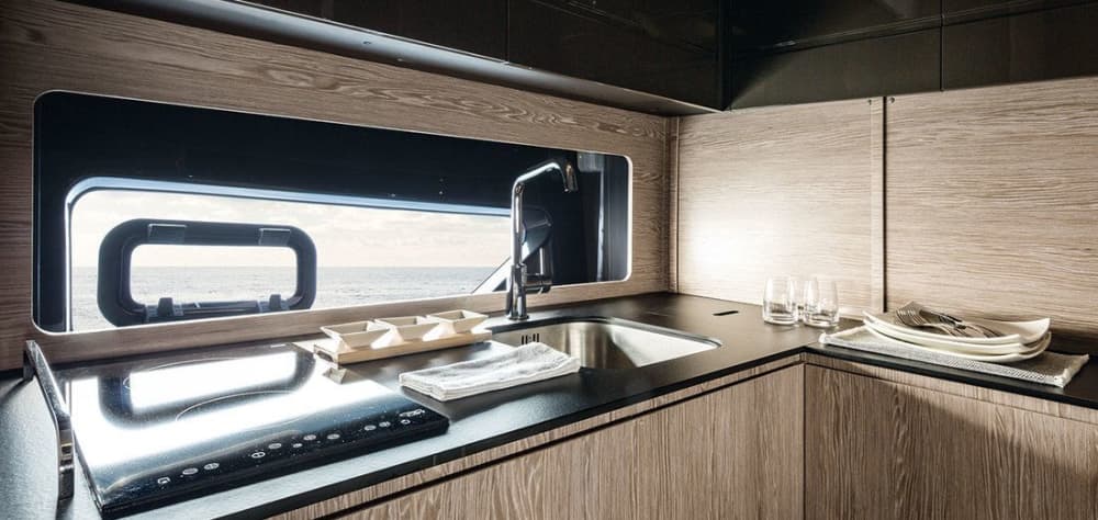 Cruzeiro inesquecível na baía de Taormina: sol, mar e relaxamento