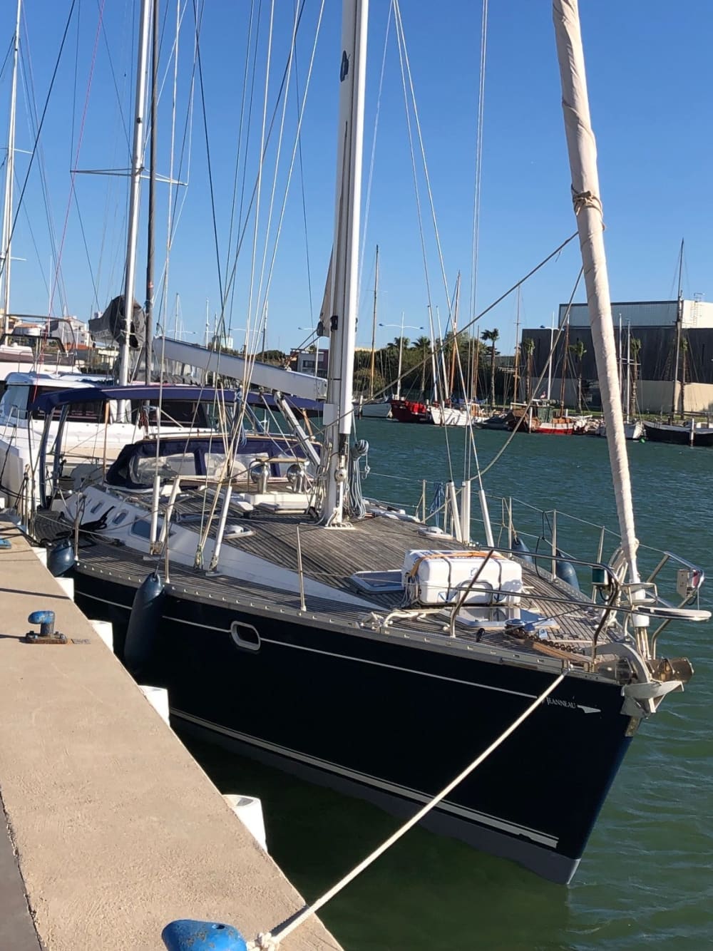 12 heures de navigation le long de la côte de Saint-Cyprien