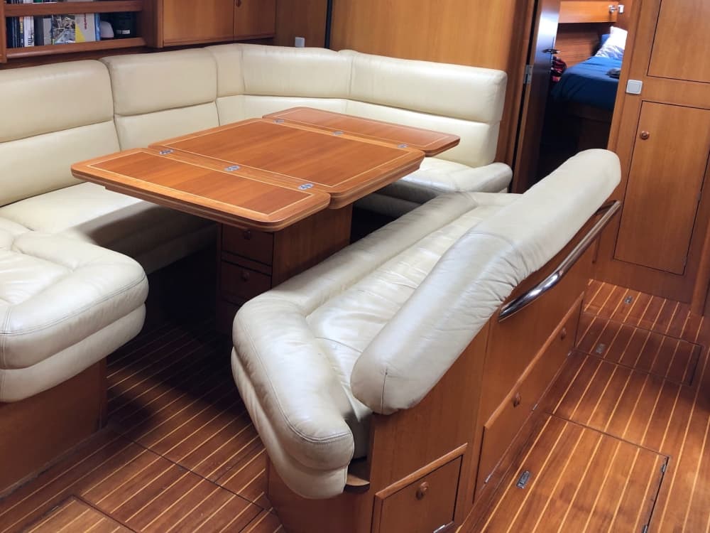 12 heures de navigation le long de la côte de Saint-Cyprien