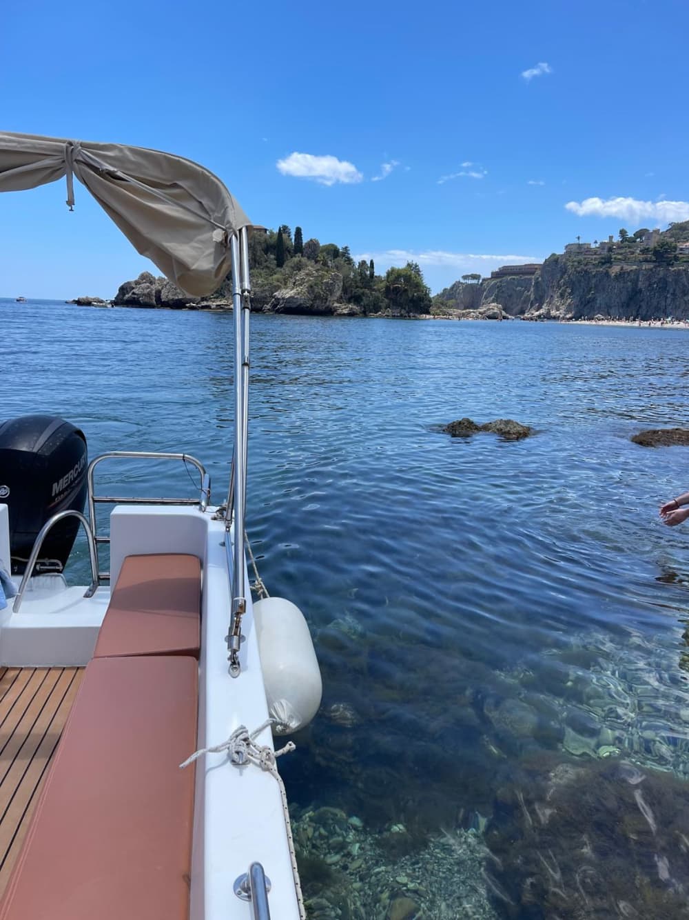 Crociera privata di lusso di un giorno intero a Siracusa: naviga, esplora, rilassati