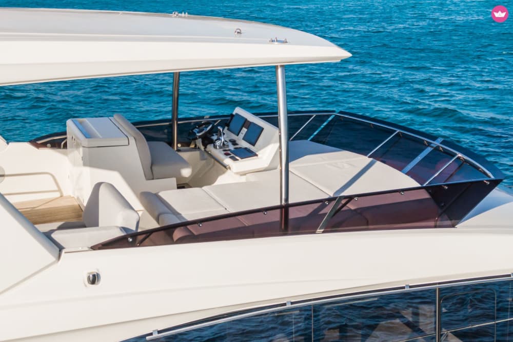 L’Exception Marine : Votre Journée Privée en Yacht