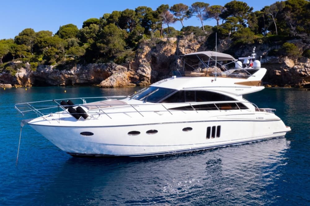 The Tailor-Made Escape: 8 hours of prestige in Antibes