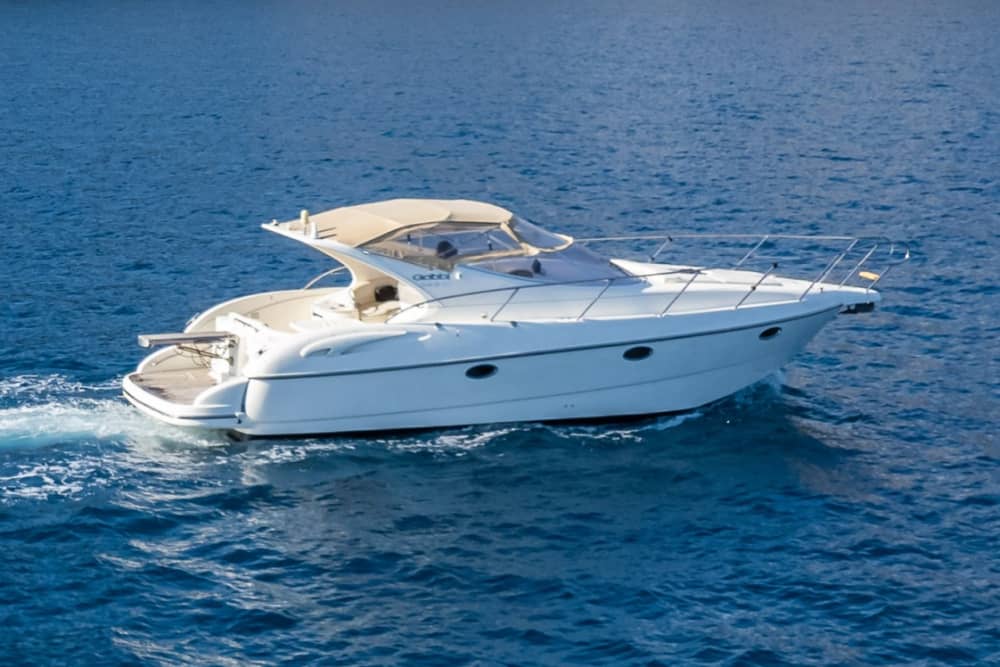 Votre propre Odyssée grecque : un voyage de 6 heures en bateau à moteur
