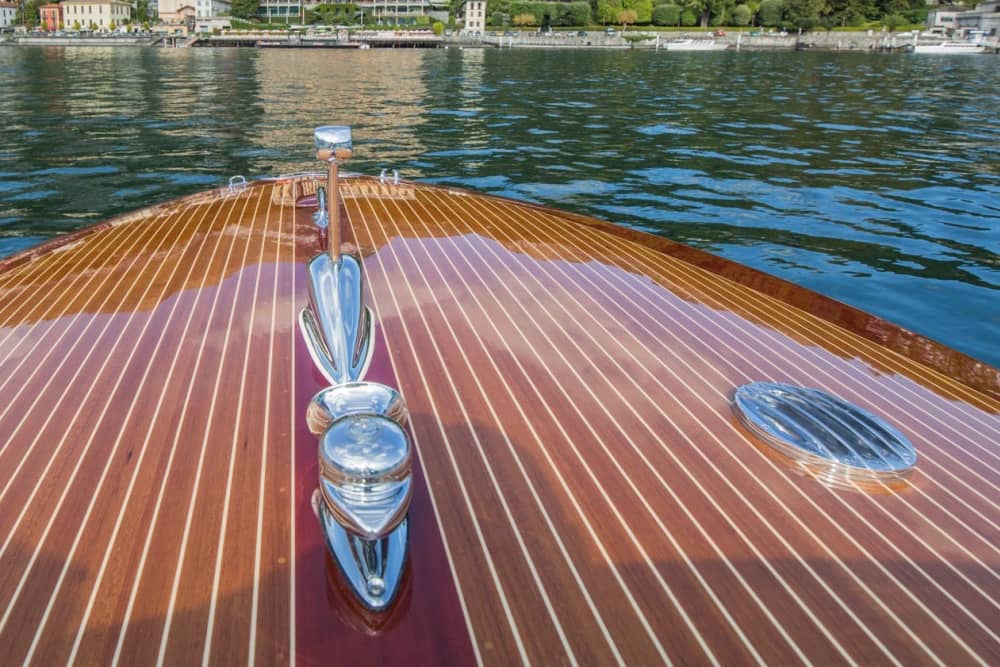 Votre bateau à moteur privé pour une journée autour de Tremezzo