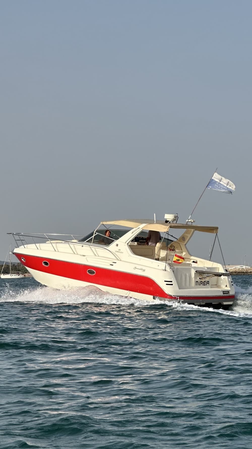 4 ώρες για να ανακαλύψετε τον Δήμο Ελ Πουέρτο ντε Σάντα Μαρία σε ένα μηχανοκίνητο σκάφος