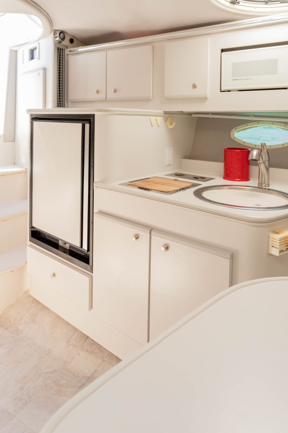 Découvrez La Paz lors d'une excursion d'une journée en bateau à moteur.