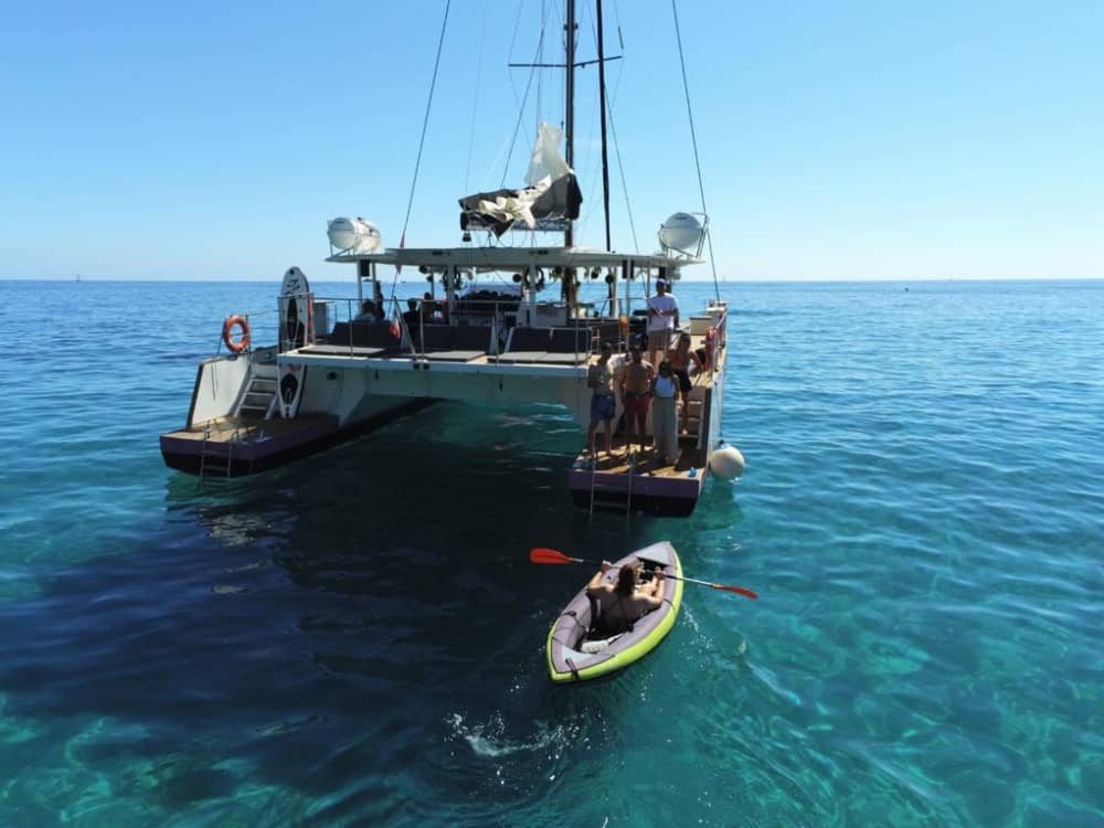 Sunset Cruise: 2 Stunden Magie auf einem Katamaran