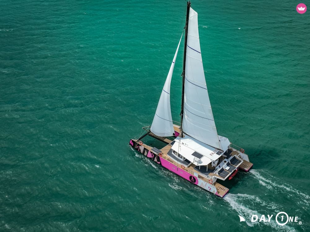 Sunset Cruise: 2 Stunden Magie auf einem Katamaran