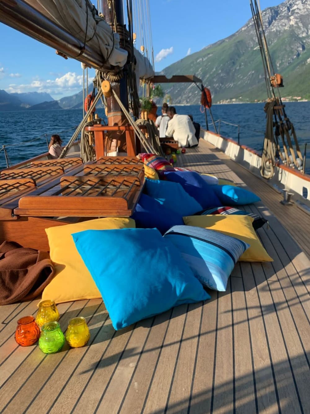 Ganztägiges Segeln durch die südliche Seele des Gardasees