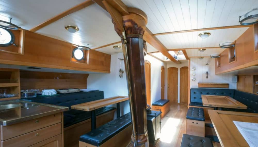 Ganztägiges Segeln durch die südliche Seele des Gardasees