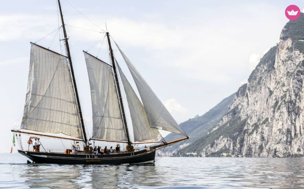 Ganztägiges Segeln durch die südliche Seele des Gardasees