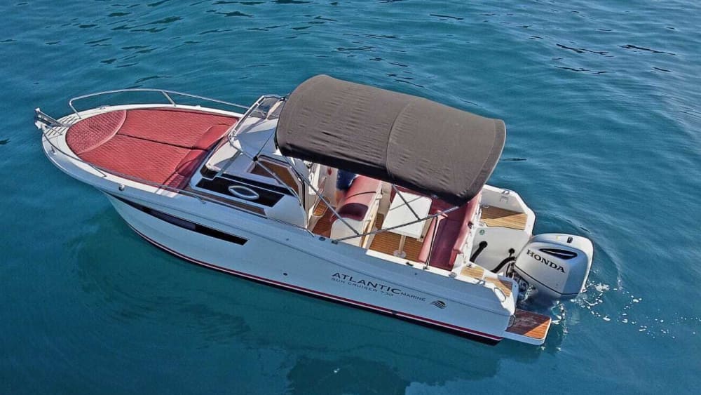 Découvrez Cavtat lors d'une excursion d'une journée en bateau à moteur.