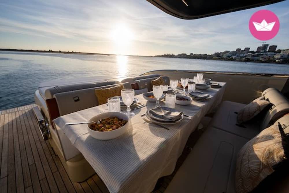 Embárcate en un descubrimiento de 3 horas de la belleza natural del estuario del Duero