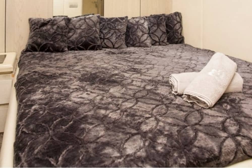 Halvdagskryssning med lyxyacht från Puerto Banús - 4 timmar