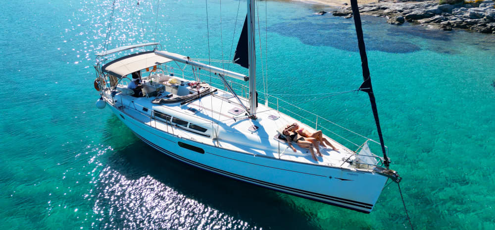 Avventura in barca a vela a Rethymno verso baie appartate